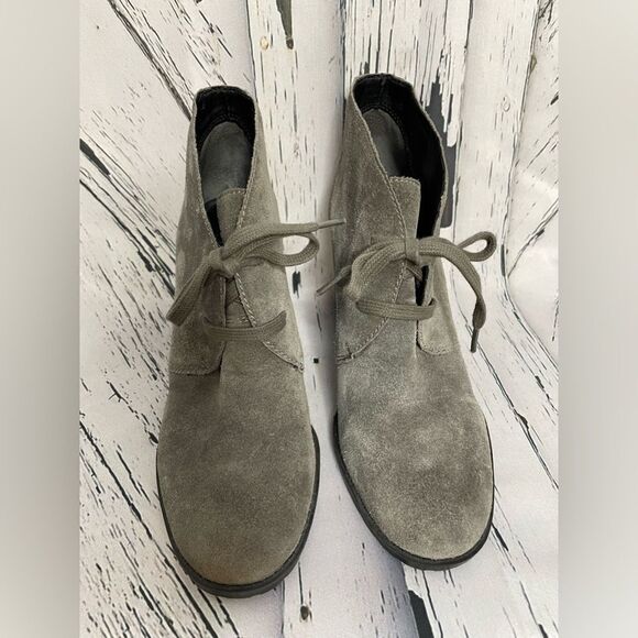 FRANCO SARTO Nashville Gray Suede Ankle Bootie Size 7.5 - Picture 3 of 7